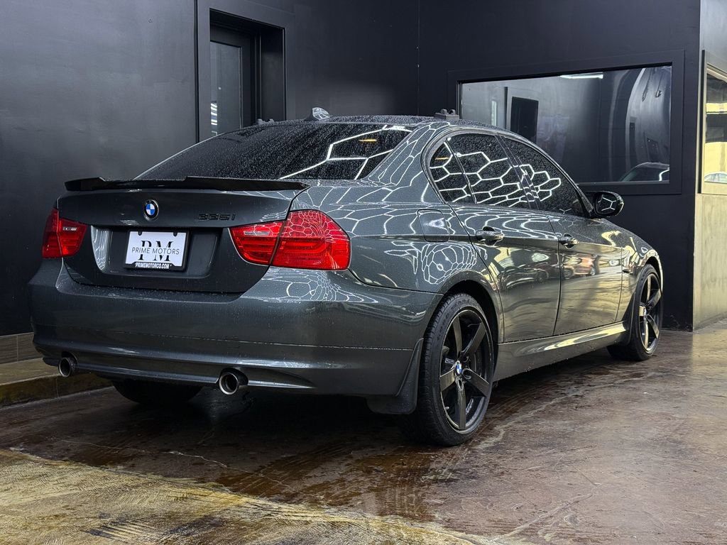 Used 2011 BMW 335i xDrive Sedan image 10
