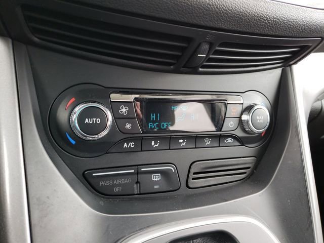 Used 2013 Ford Escape SE image 25