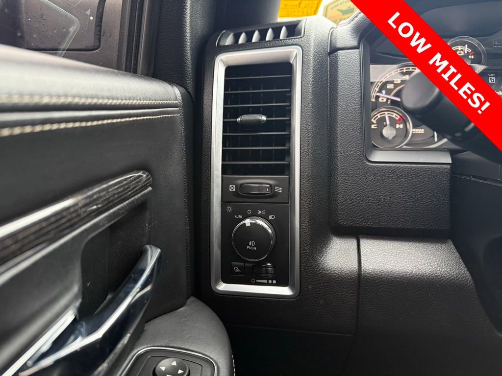 Used 2017 RAM 1500 Limited image 28