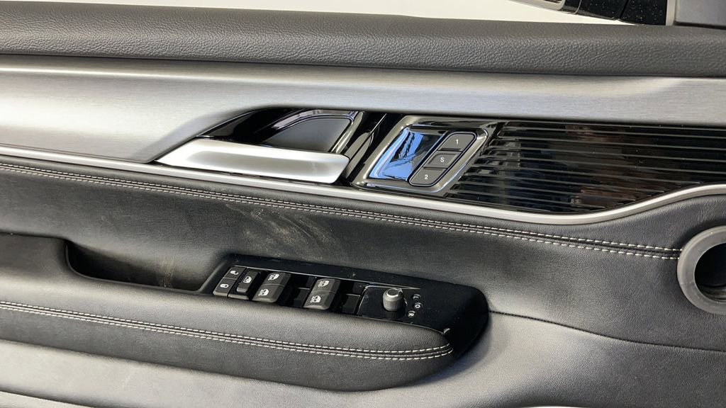 New 2025 Jeep Wagoneer Series II image 30