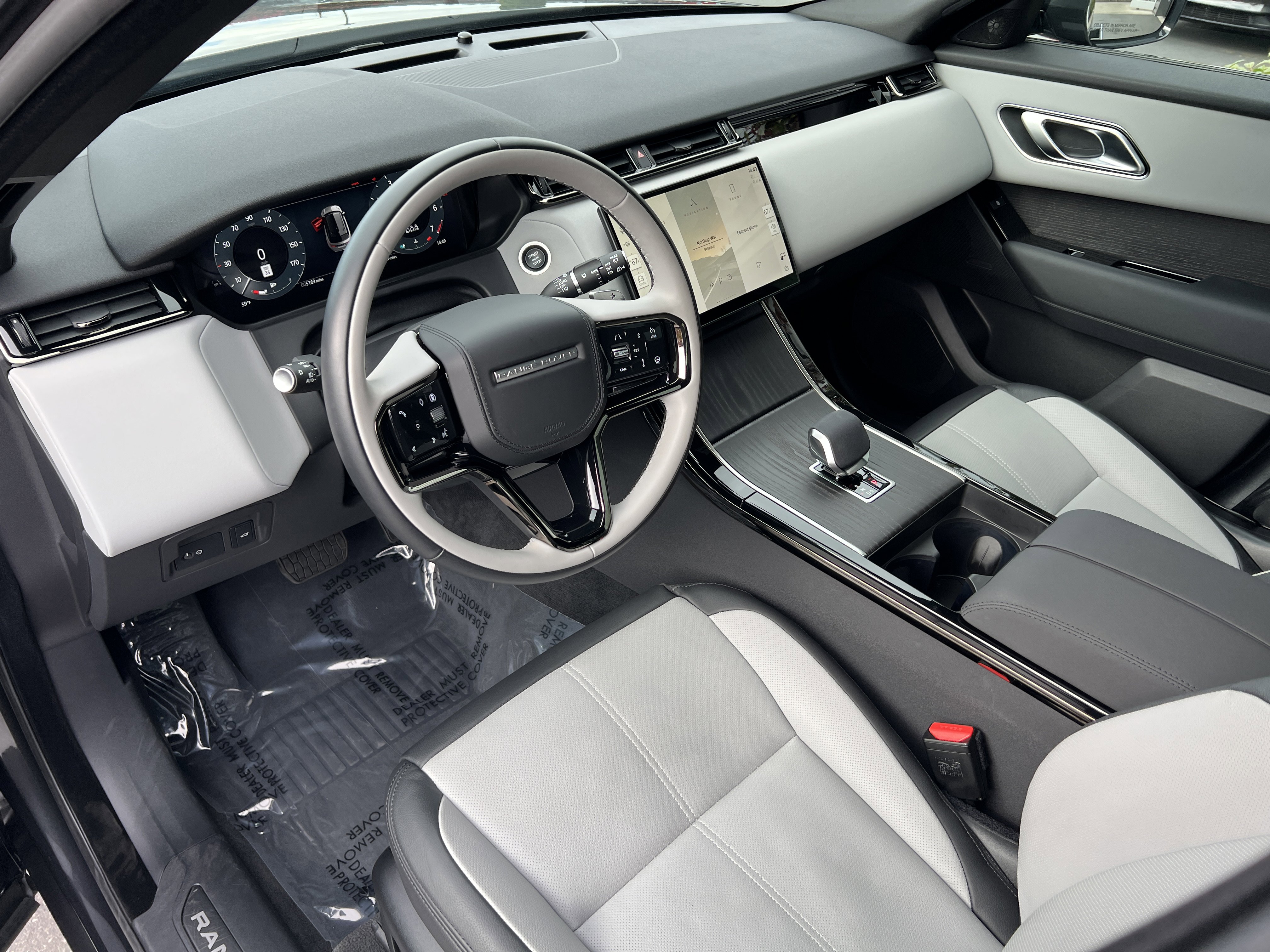 Certified 2026 Land Rover Range Rover Velar S image 21