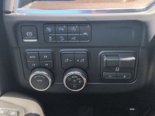 New 2026 Chevrolet Tahoe High Country w/ Sun And Tow Package AWD/4WD image 19