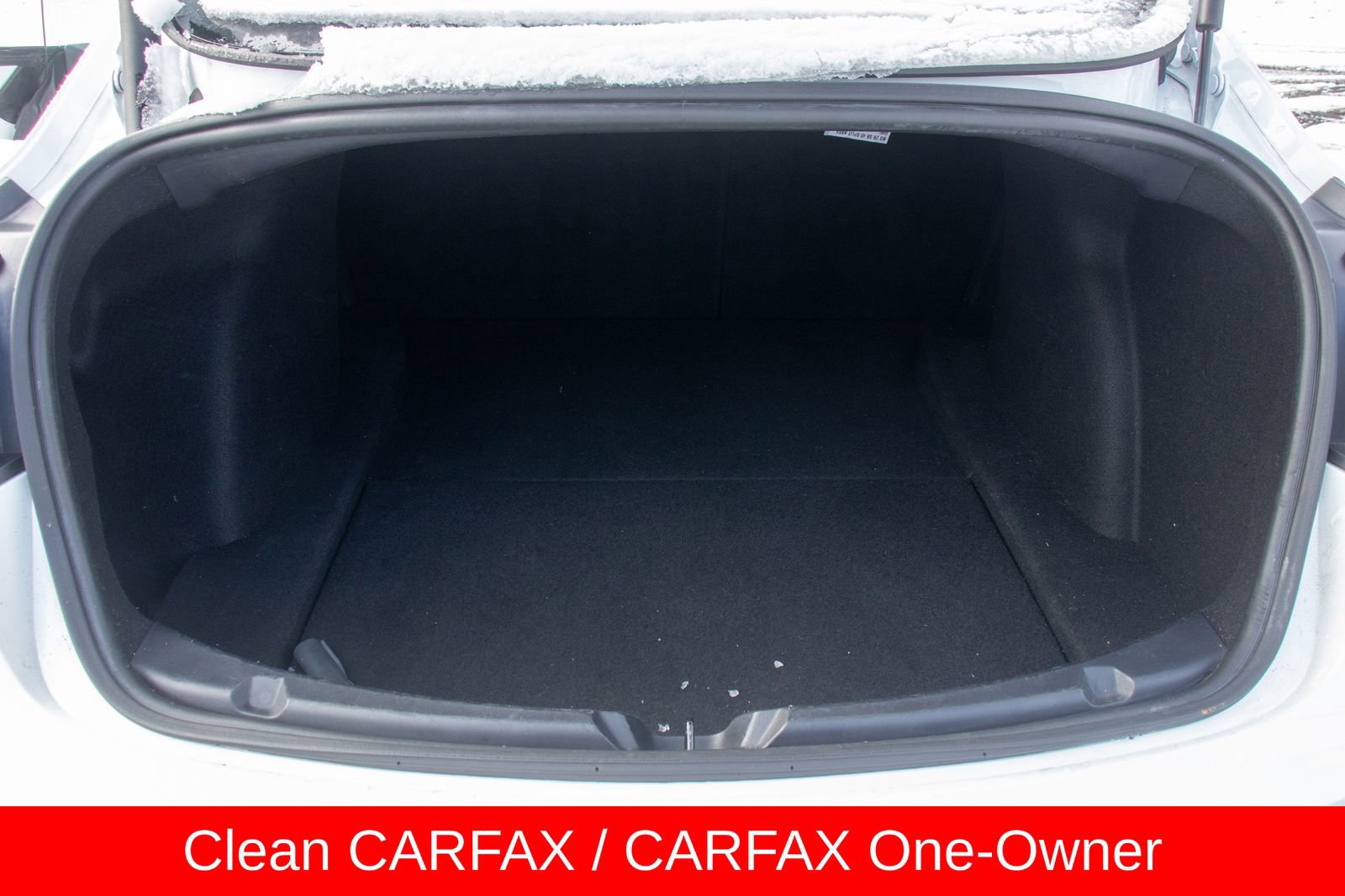 Used 2022 Tesla Model 3 Standard Range image 18