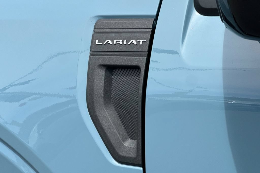 Used 2022 Ford Maverick Lariat w/ Lariat Luxury Package FWD image 26