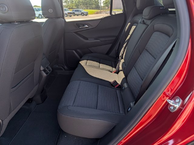 New 2027 Chevrolet Equinox LT FWD image 25