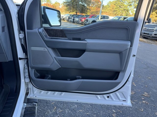 Used 2021 Ford F150 Lariat w/ Equipment Group 501A Mid image 10