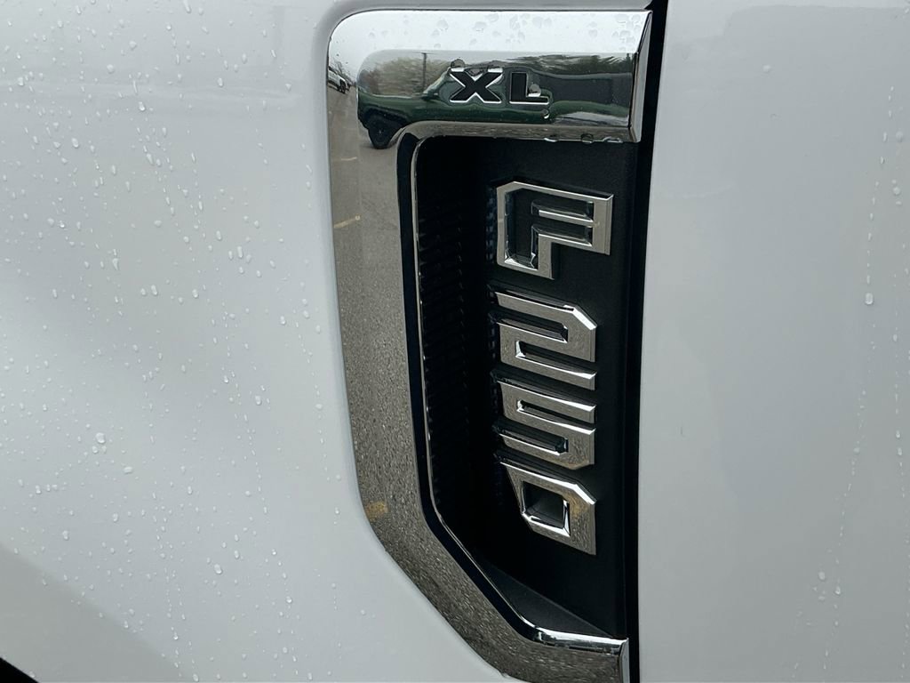 Used 2021 Ford F250 XL w/ Power Equipment Group image 23