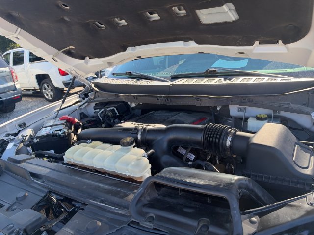 Used 2022 Ford F150 Raptor w/ Equipment Group 801A High AWD/4WD image 22