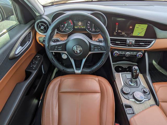 Used 2019 Alfa Romeo Giulia Ti w/ TI Performance Package RWD image 15