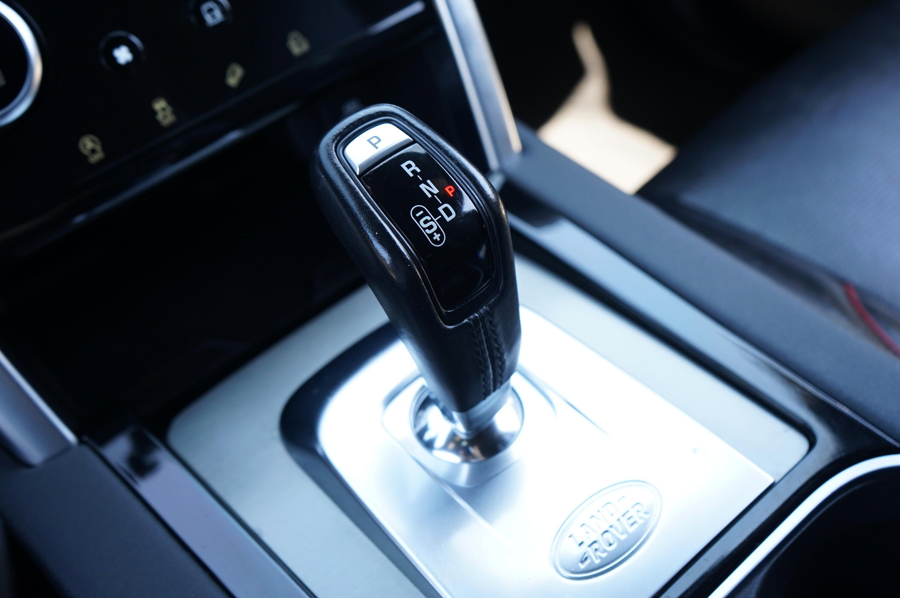 Used 2021 Land Rover Discovery Sport S R-Dynamic AWD/4WD image 19
