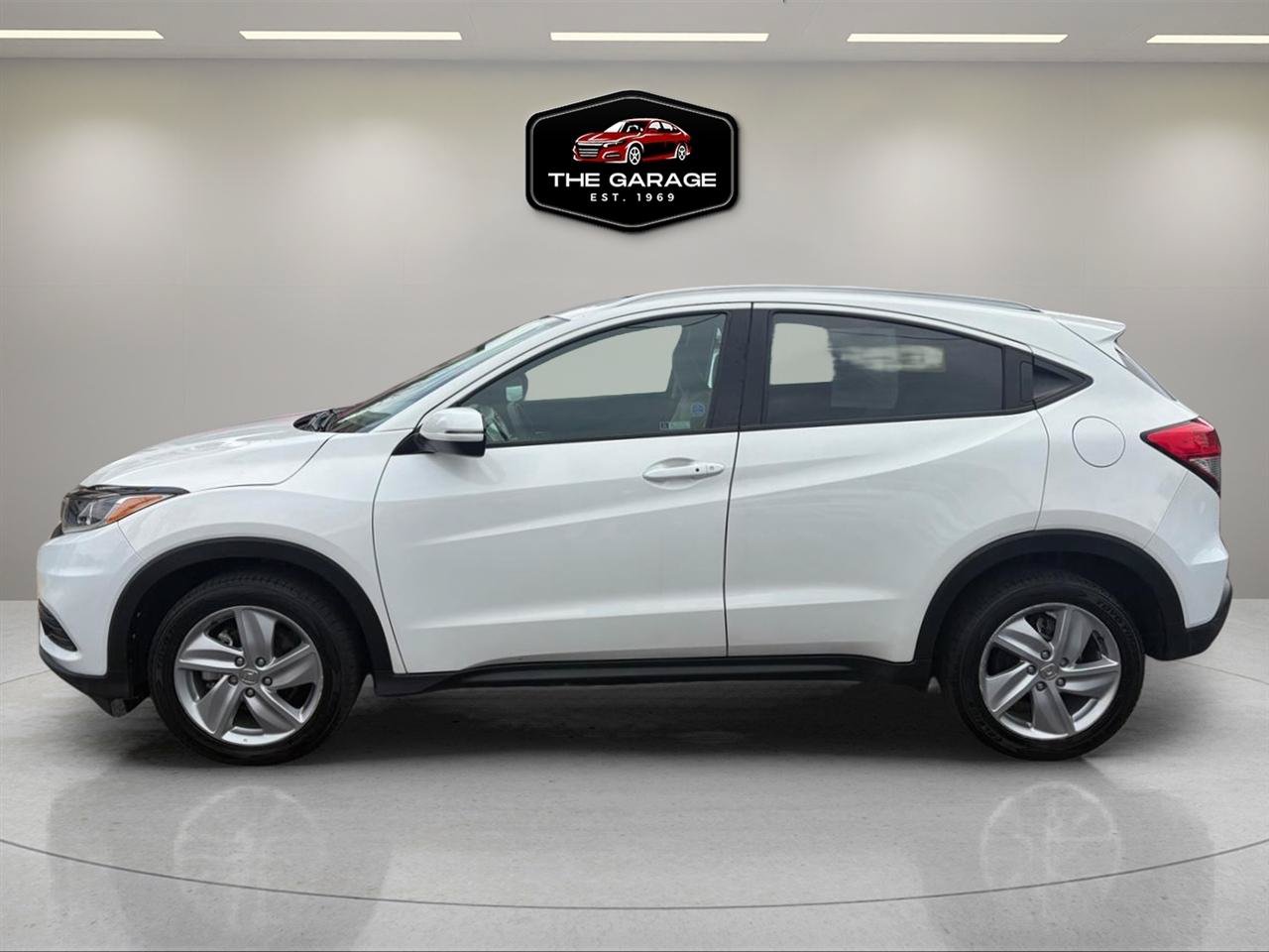 Used 2020 Honda HR-V EX image 2