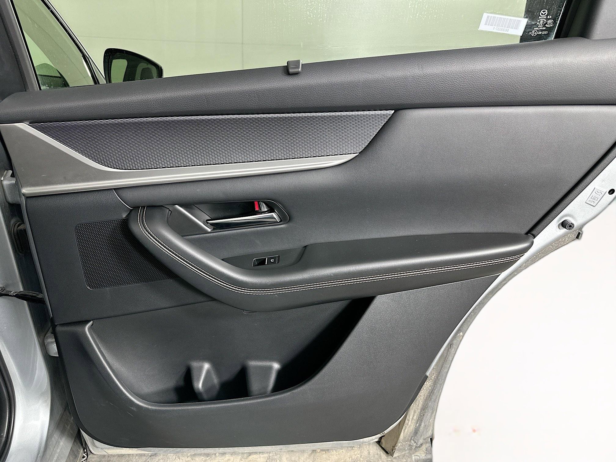 Used 2025 MAZDA CX-90 3.3 Turbo w/ Premium Sport Pkg image 33