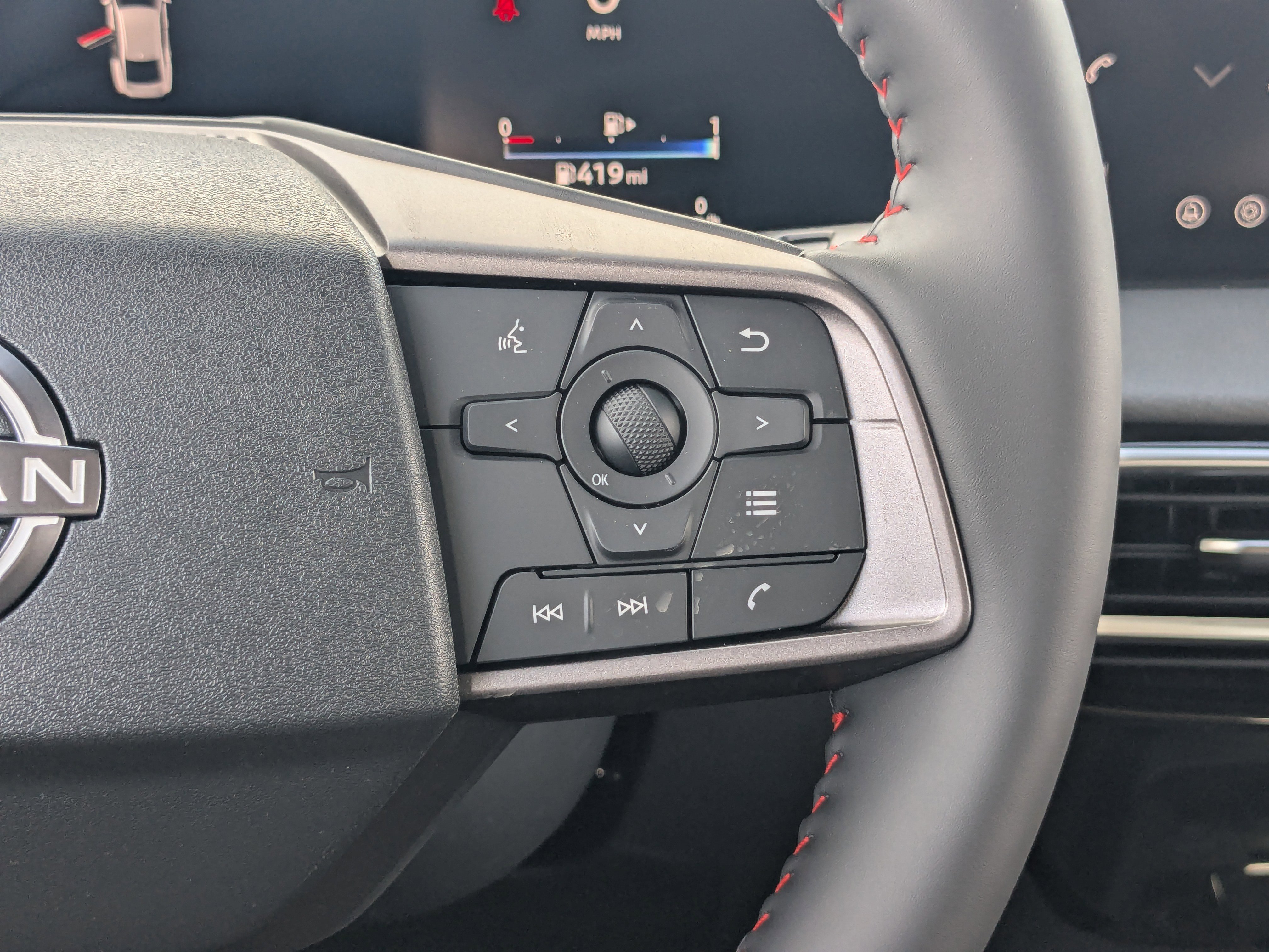 New 2026 Nissan Sentra SR FWD image 13