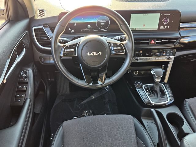 Used 2024 Kia Seltos S AWD/4WD image 13