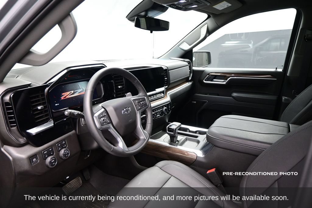 Used 2026 Chevrolet Silverado 1500 RST AWD/4WD image 11