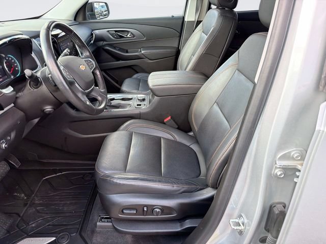 Used 2021 Chevrolet Traverse Premier w/ Redline Edition AWD/4WD image 23
