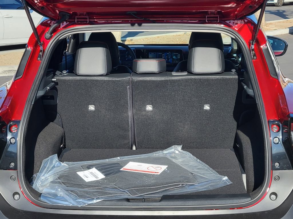 New 2026 Nissan Kicks SR w/ SR Premium Package image 19