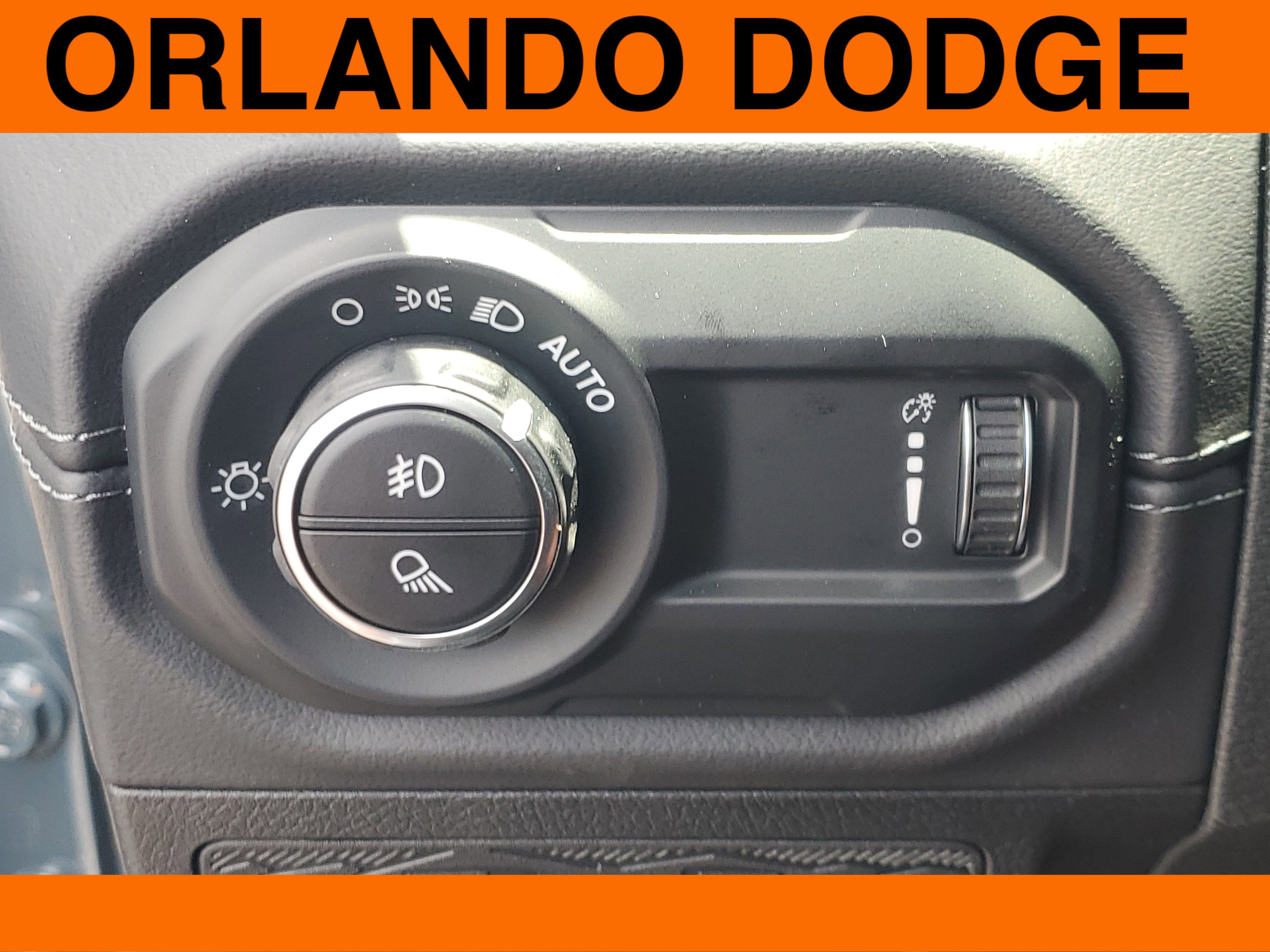 New 2025 Jeep Gladiator Rubicon w/ Safety Group image 20