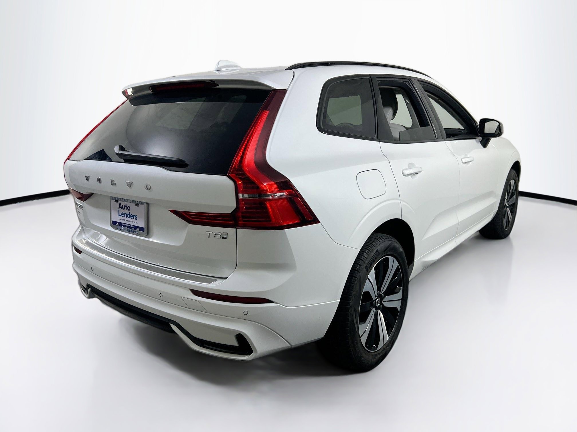 Used 2025 Volvo XC60 T8 Core w/ Protection Package Premier image 5