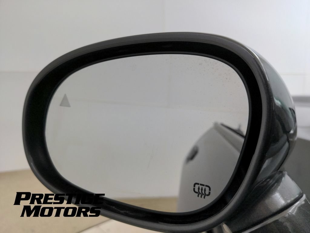 Used 2022 Dodge Challenger R/T Scat Pack w/ Plus Package RWD image 18