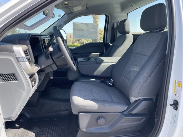 New 2025 Ford F250 XL w/ XL Chrome Package image 18