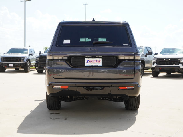 New 2026 Jeep Grand Wagoneer Summit AWD/4WD image 4