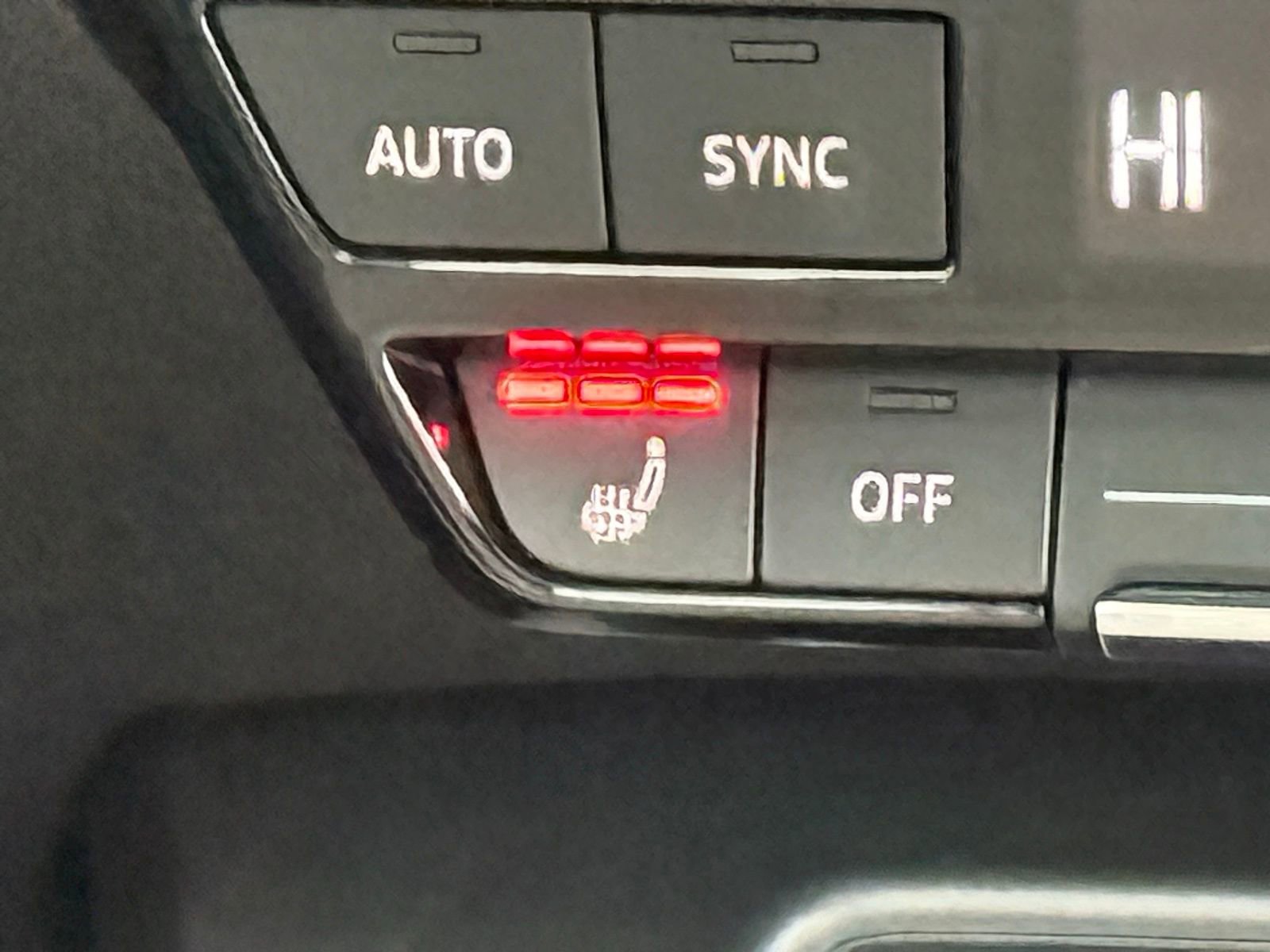 Used 2025 Audi A3 2.0T Premium w/ Convenience Package image 21