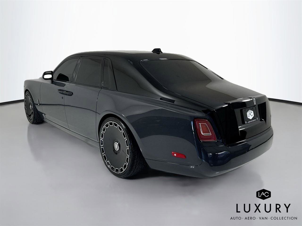 Used 2019 Rolls-Royce Phantom Sedan image 8