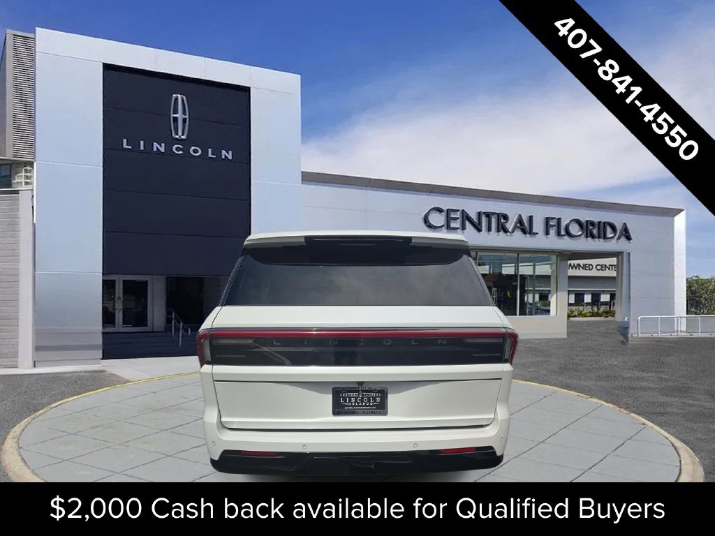 New 2027 Lincoln Navigator Premiere RWD image 4