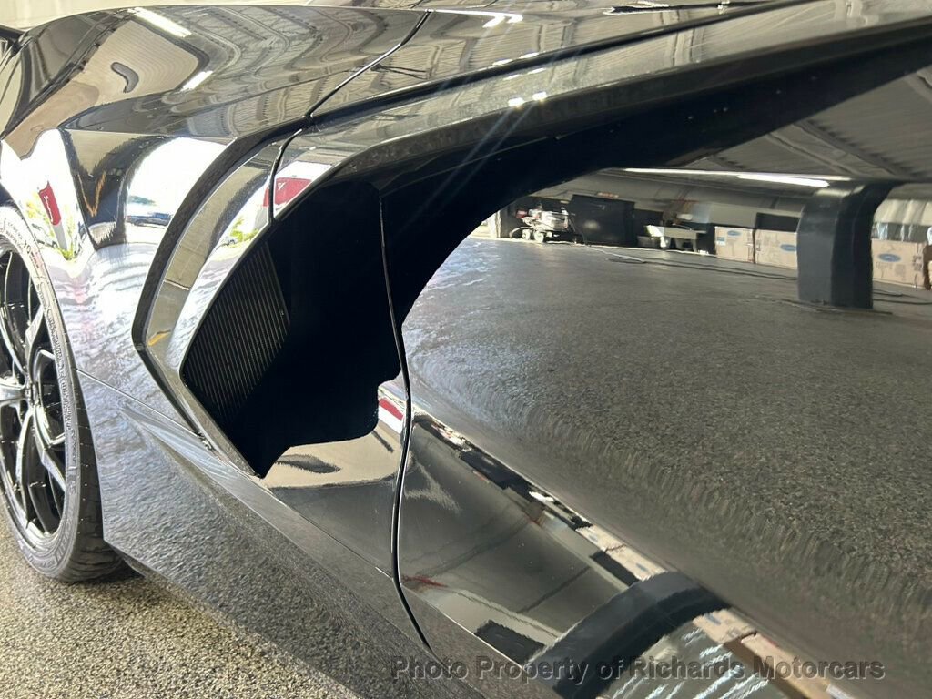 Used 2024 Chevrolet Corvette Stingray Coupe w/ Z51 Performance Package image 11