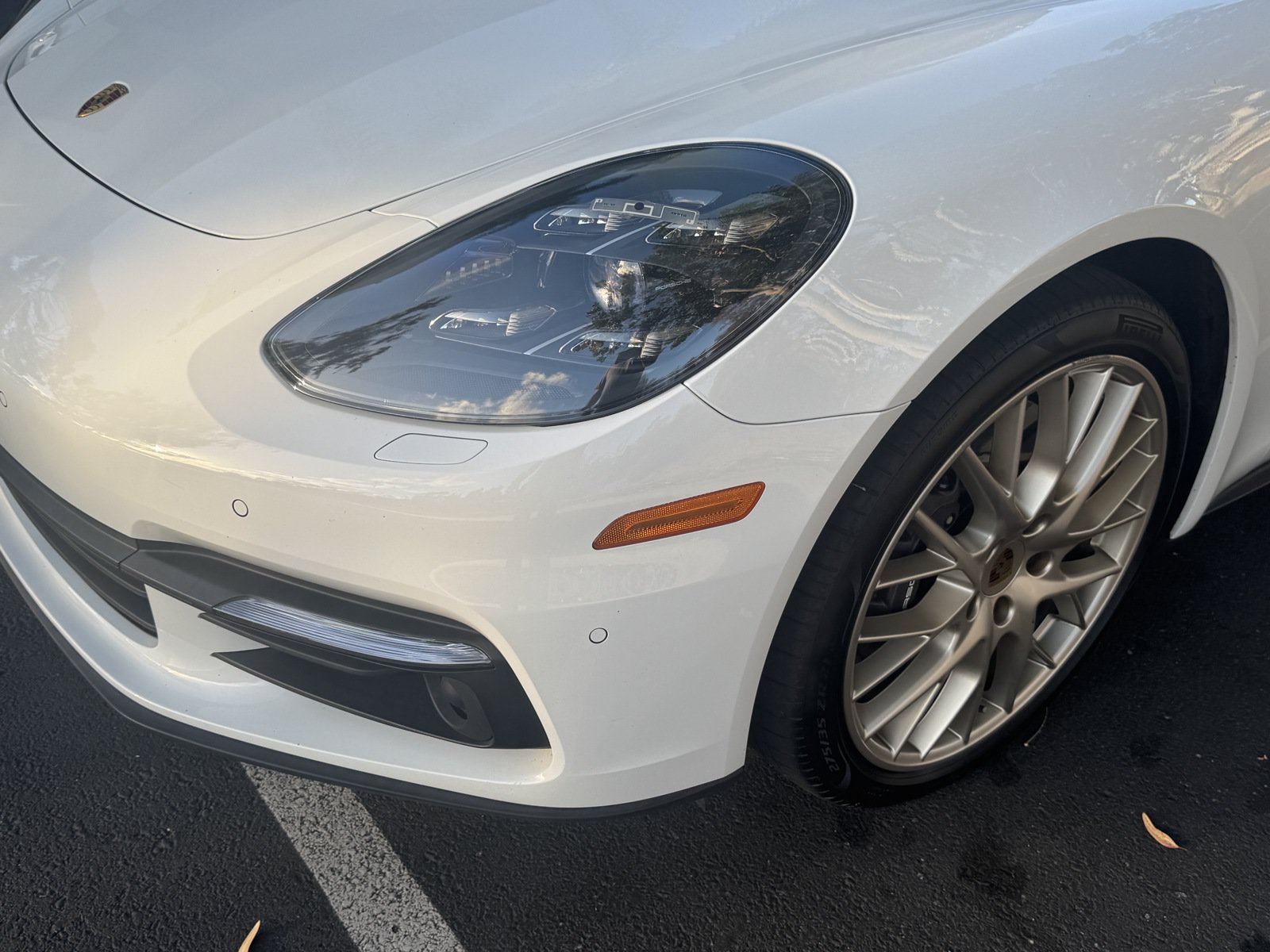 Used 2020 Porsche Panamera 4 AWD/4WD image 5