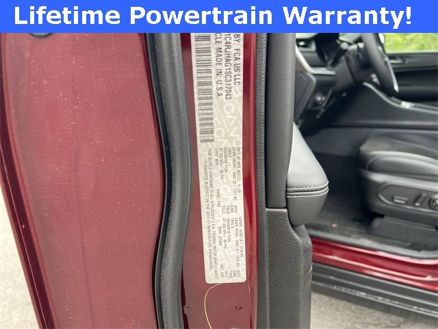 New 2025 Jeep Grand Cherokee Altitude image 26