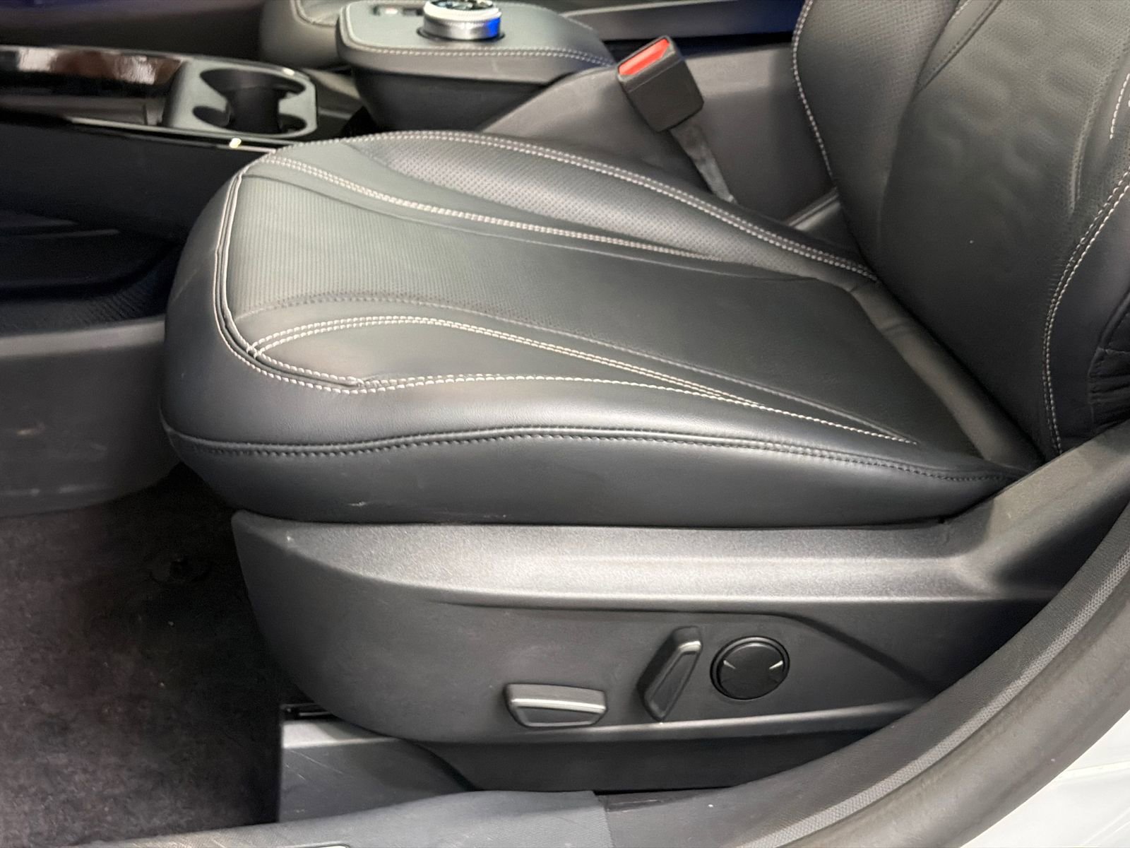 Used 2023 Ford Mustang Mach-E Premium image 15