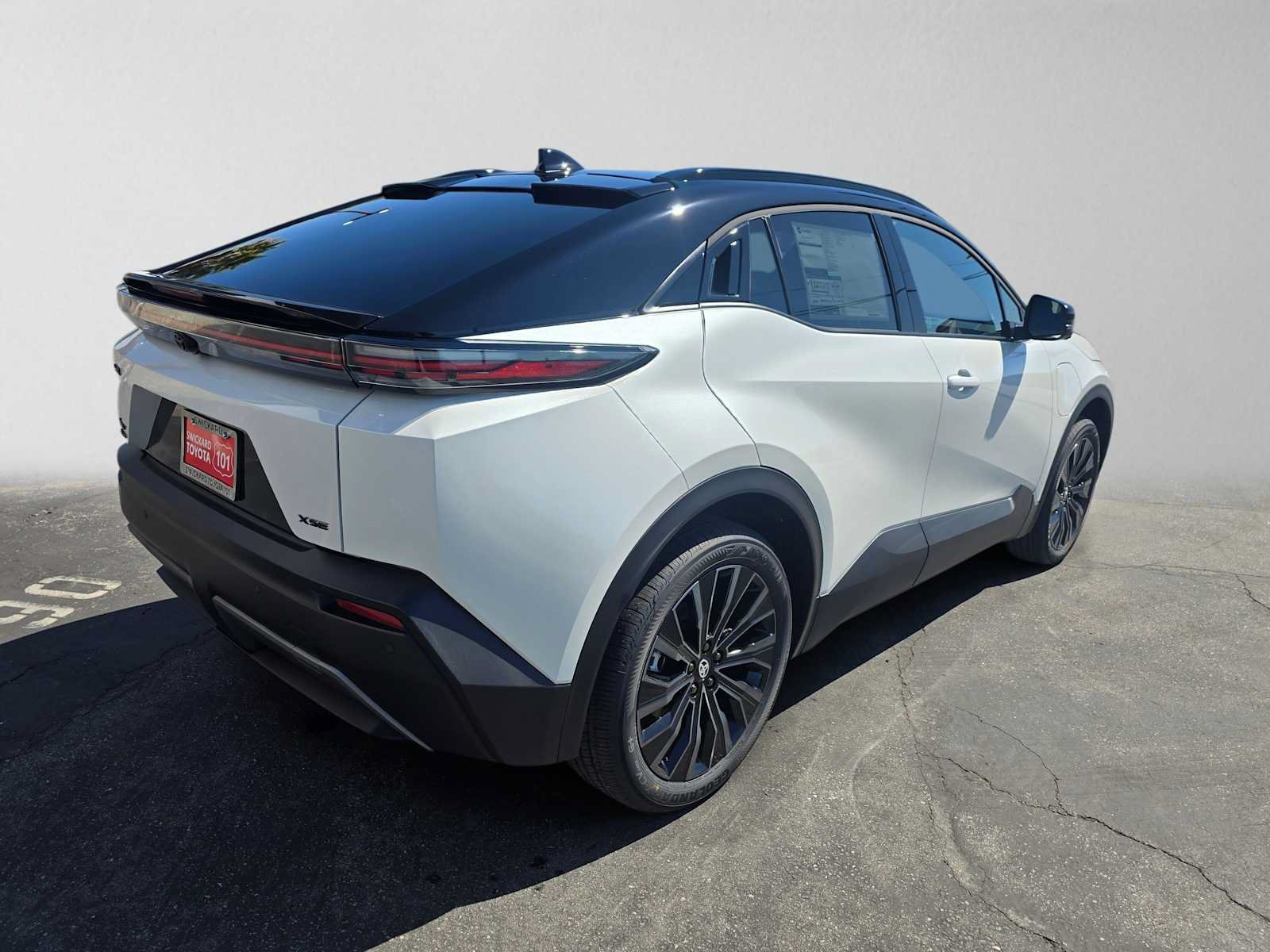 New 2027 Toyota C-HR w/ ALL Weather Mat Package (TMS) AWD/4WD image 3