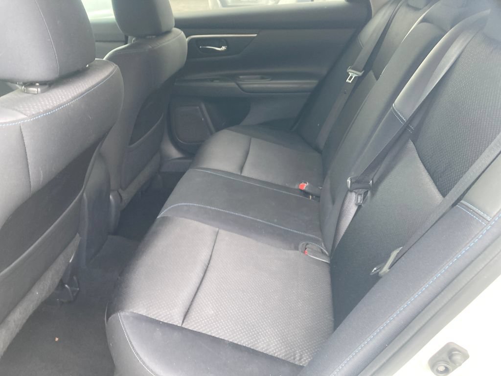 Used 2017 Nissan Altima 2.5 SR FWD image 29