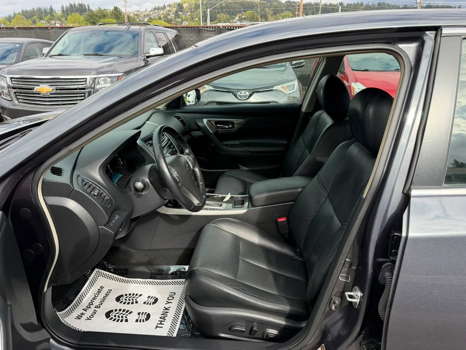 Used 2013 Nissan Altima 2.5 SL FWD image 8