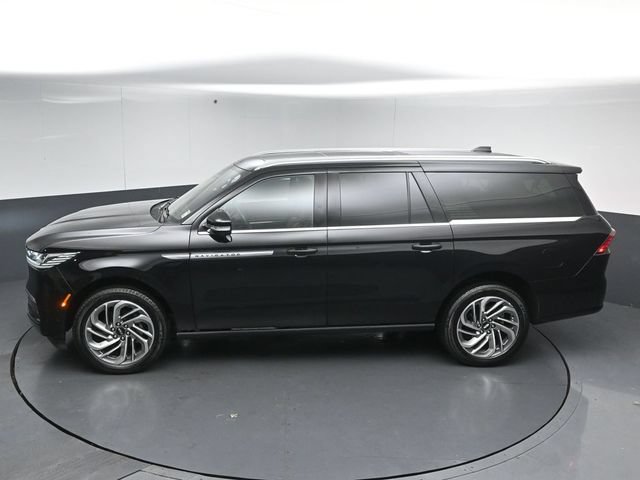 Certified 2025 Lincoln Navigator L Reserve AWD/4WD image 53