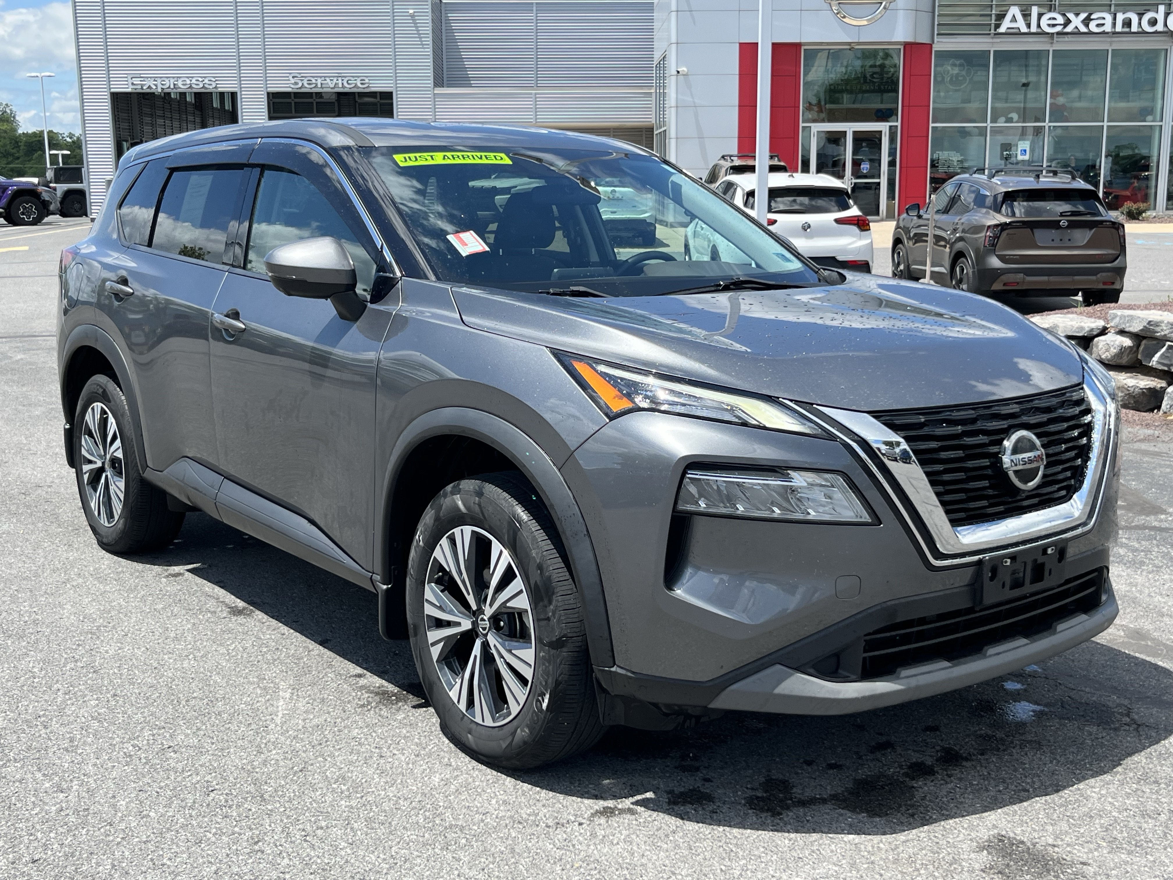 Used 2021 Nissan Rogue SV AWD/4WD image 1