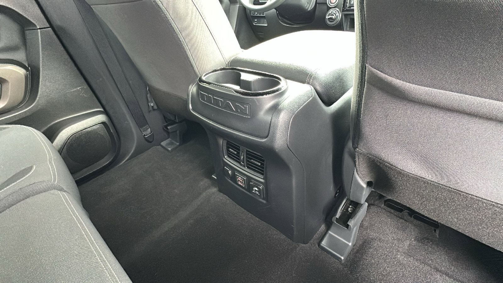 Certified 2024 Nissan Titan SV w/ SV Bronze Edition Package image 26