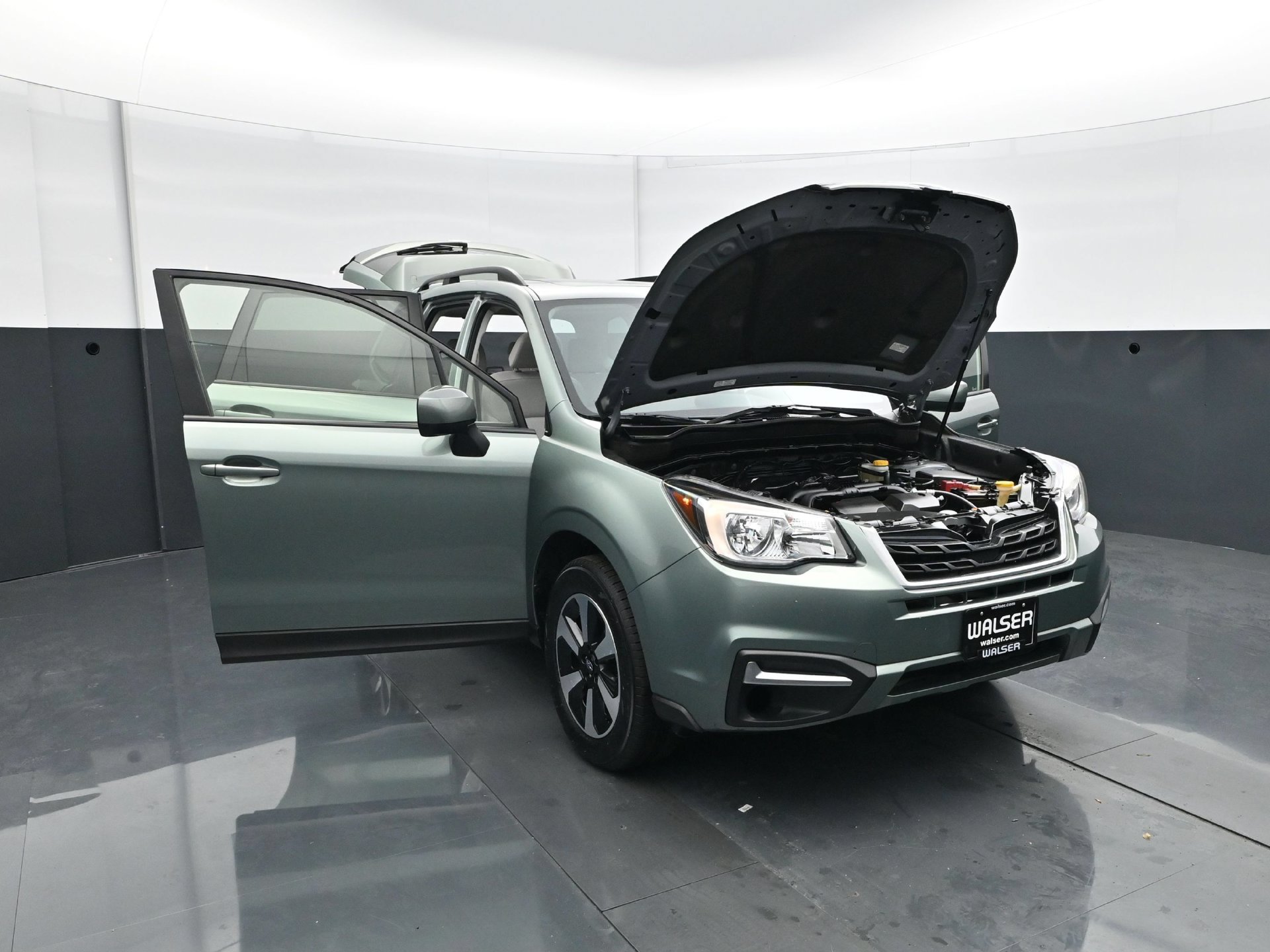Used 2017 Subaru Forester 2.5i Premium w/ Popular Package #2A AWD/4WD image 38