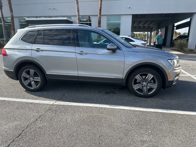 Used 2020 Volkswagen Tiguan SEL image 6