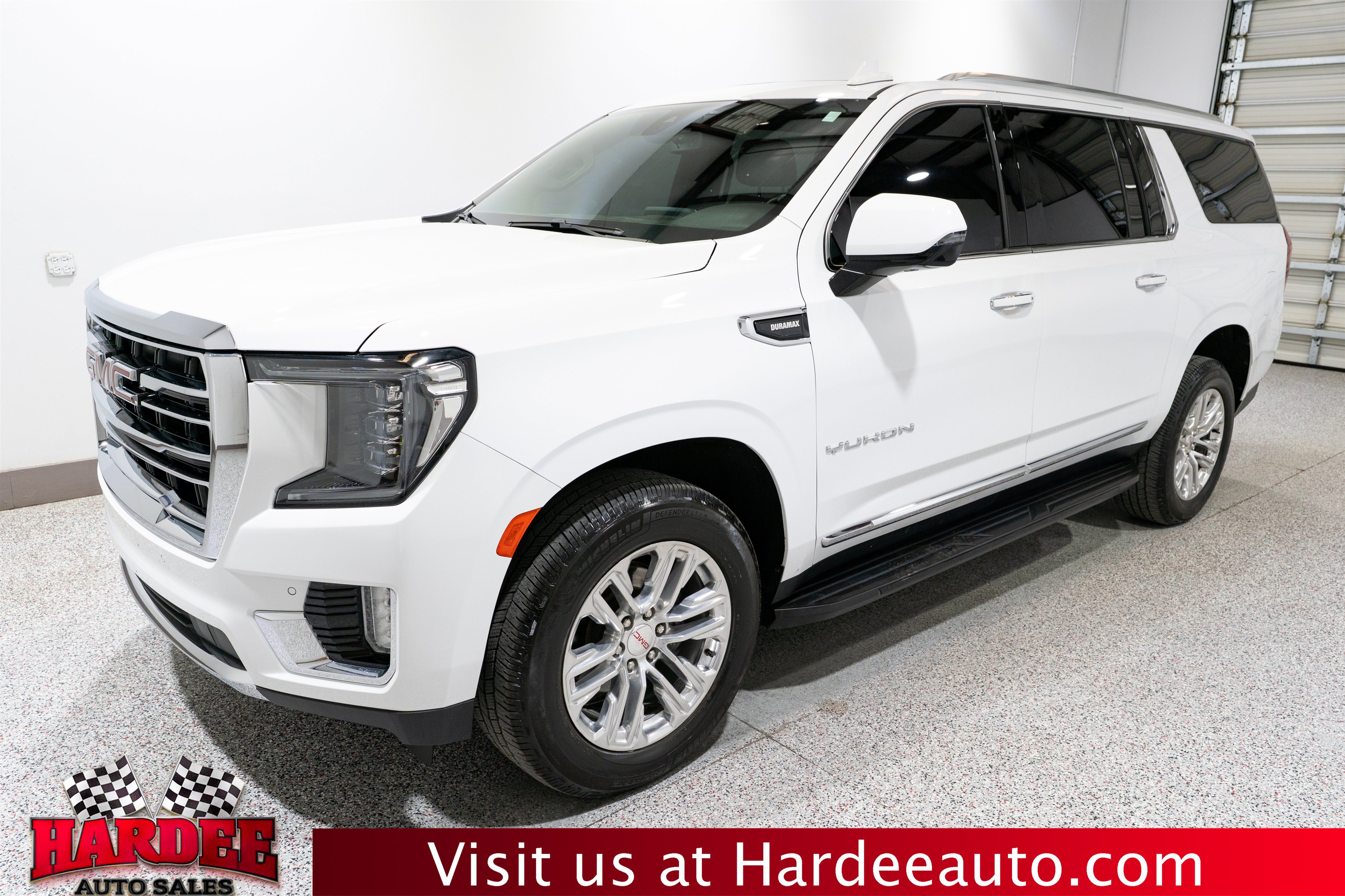 Used 2022 GMC Yukon XL SLT w/ SLT Premium Package RWD image 2