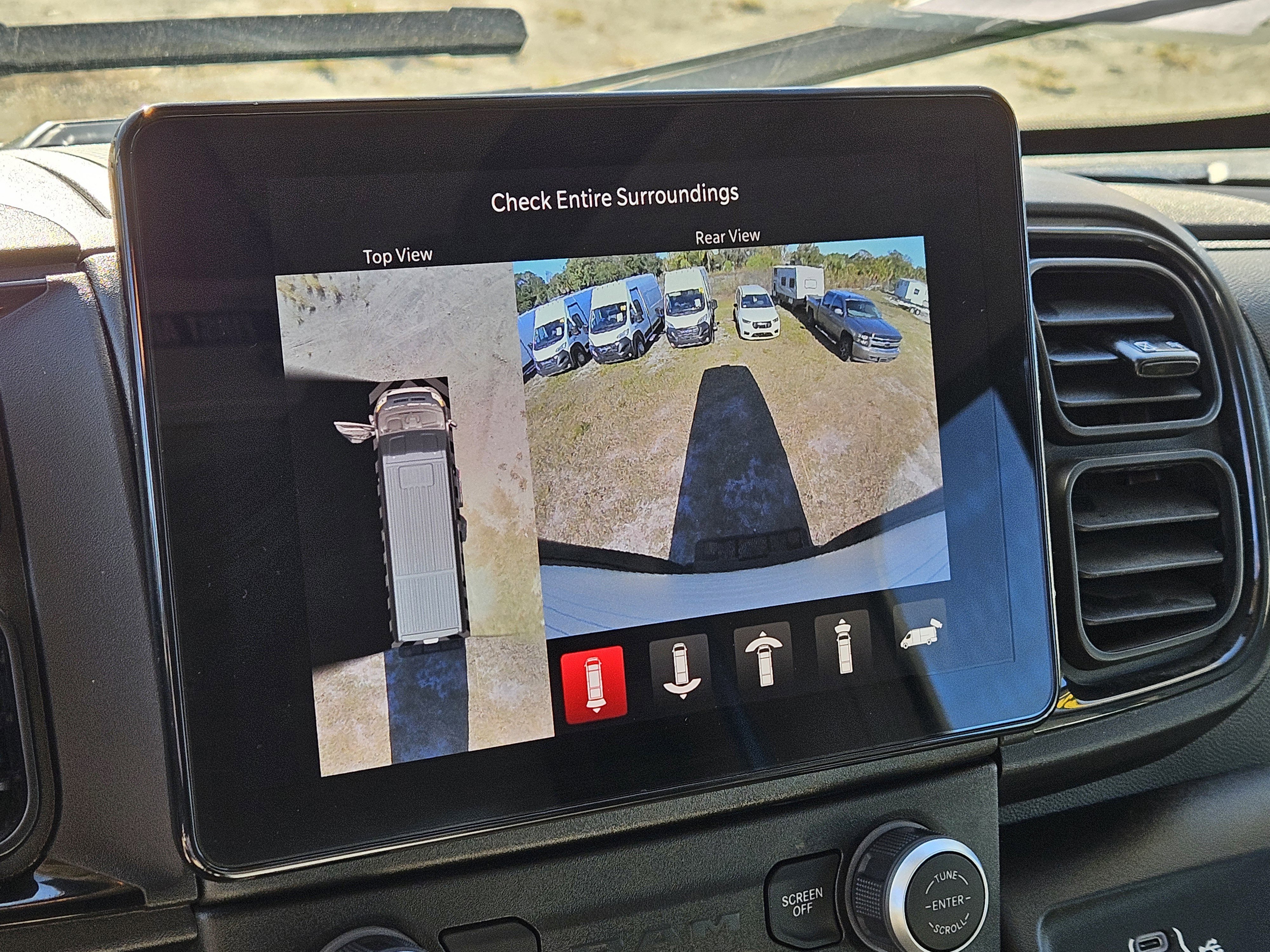 Used 2024 RAM ProMaster 3500 w/ Delivery Van Package image 17