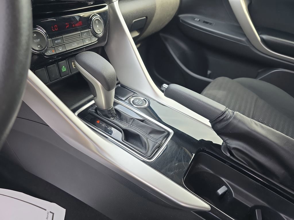 Used 2024 Mitsubishi Eclipse Cross ES AWD/4WD image 23