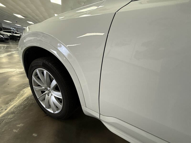 Used 2018 Volvo XC90 T6 Momentum w/ Convenience Package image 8