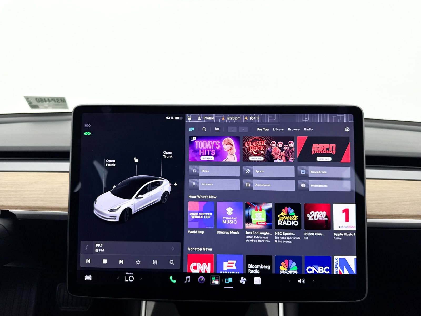 Used 2018 Tesla Model 3 Long Range RWD image 5