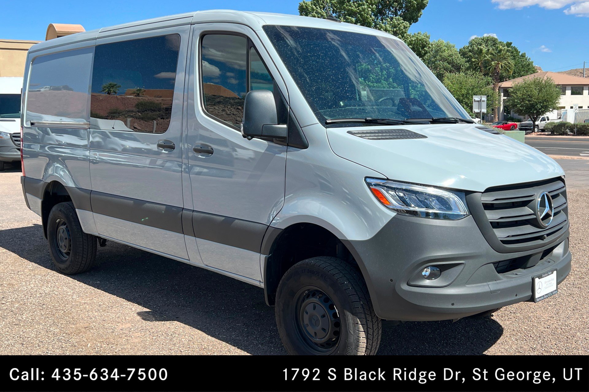 Used 2025 Mercedes-Benz Sprinter 2500 image 7