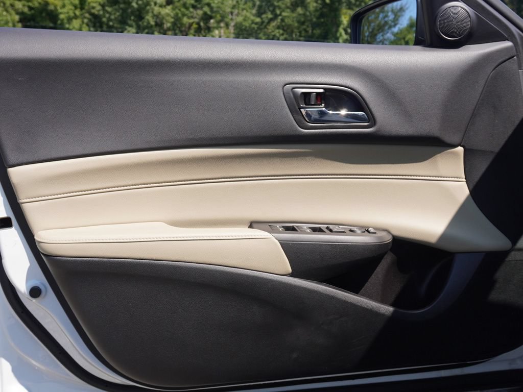Used 2016 Acura ILX FWD image 19