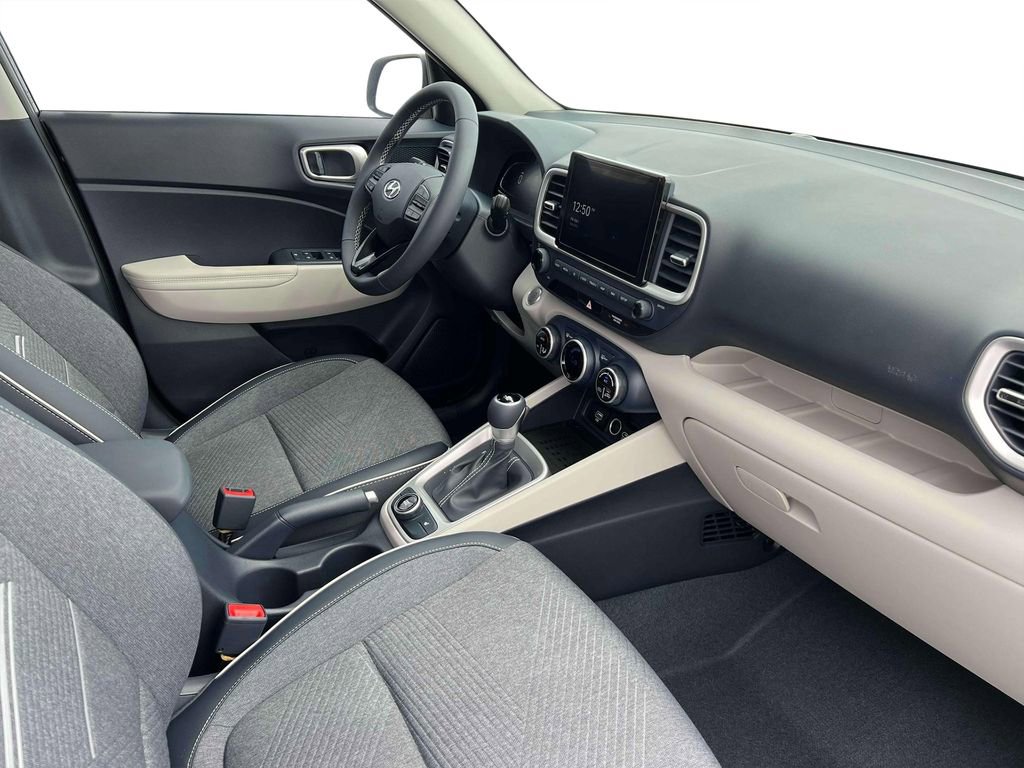 New 2025 Hyundai Venue Limited image 23