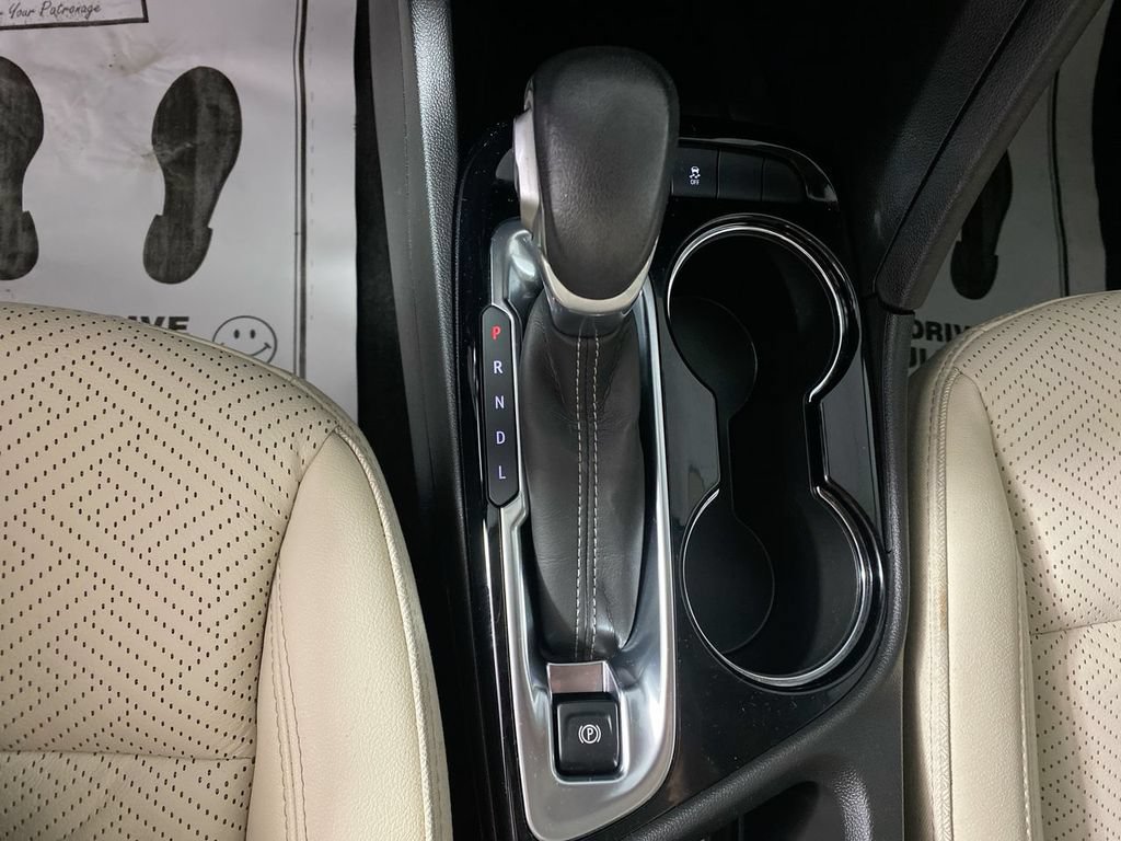 Certified 2023 Buick Encore GX Essence w/ Experience Buick Package FWD image 19